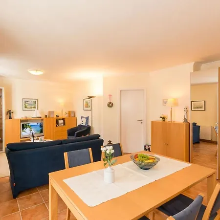 6 In Isabell Holiday home *